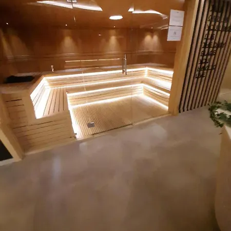 Apartamento Leo Titova *