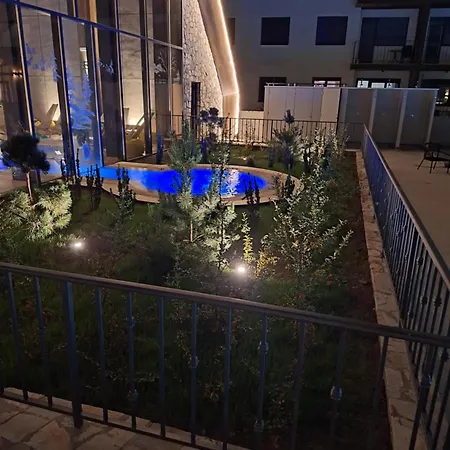 Leo Titova Apartamento