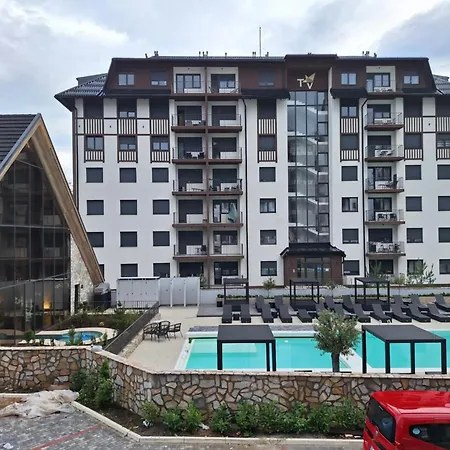 Leo Titova Apartamento *