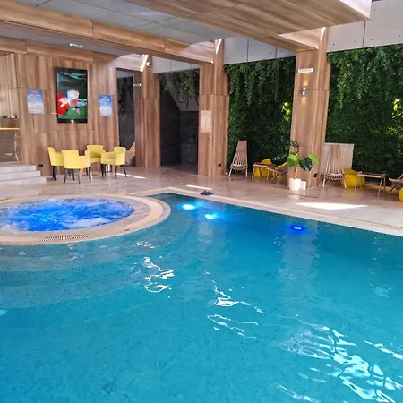 Leo Titova Apartamento