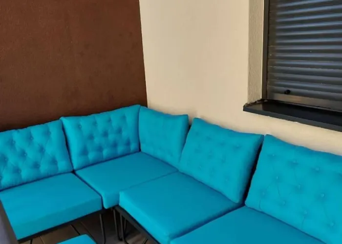 Leo Titova ズラティボール