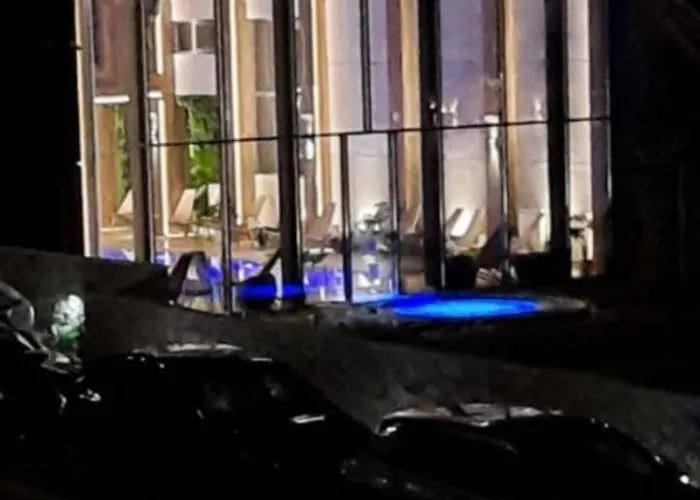 Leo Titova アパート *