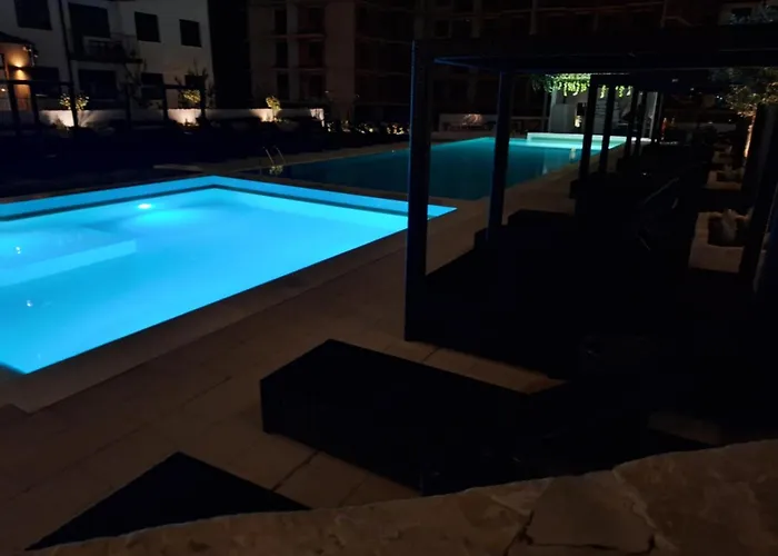 アパート Leo Titova *